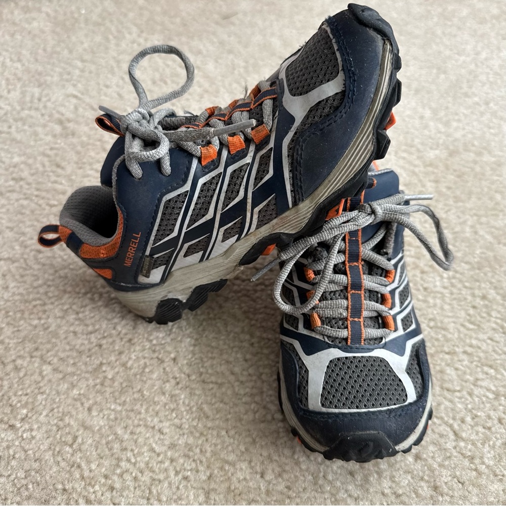 Merrell Moab Hiking Shoes